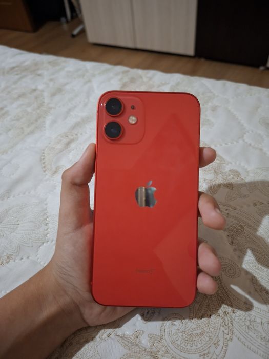 Iphone 12 mini red