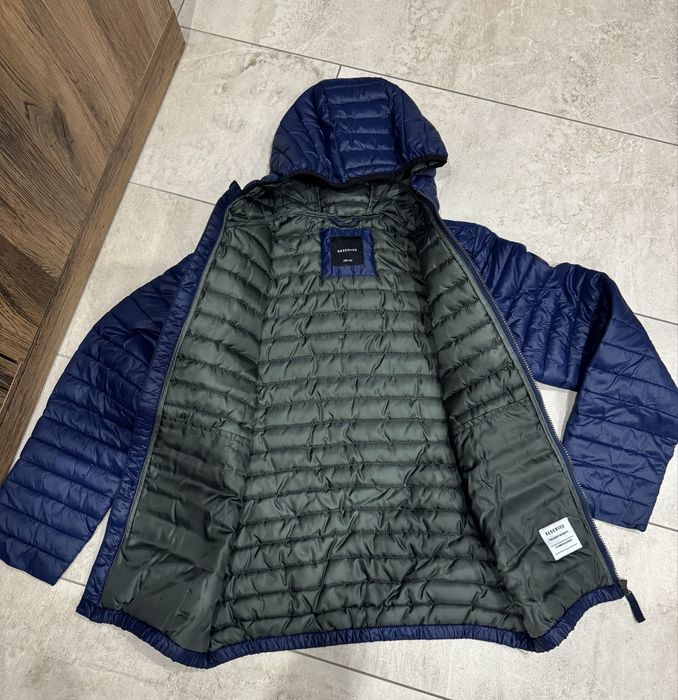 Олекотено яке Reserved подходящо за момче размер 164 см