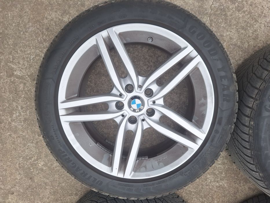 Jante aliaj 19 inch 

Diametru inch : 20

Distanta intre prezoane : 5x