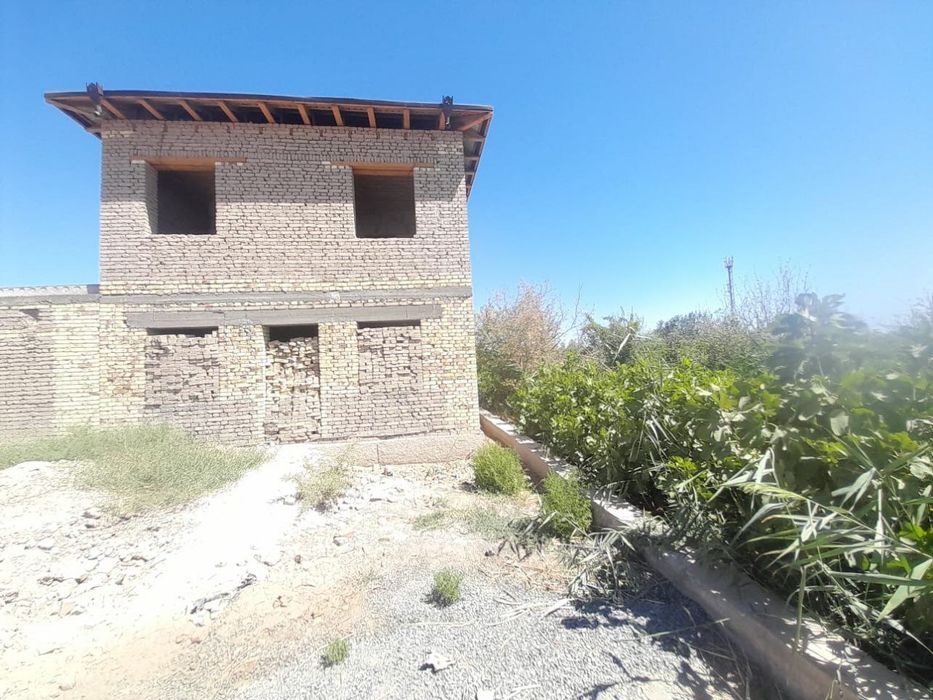 Уй сотилади 200 кв