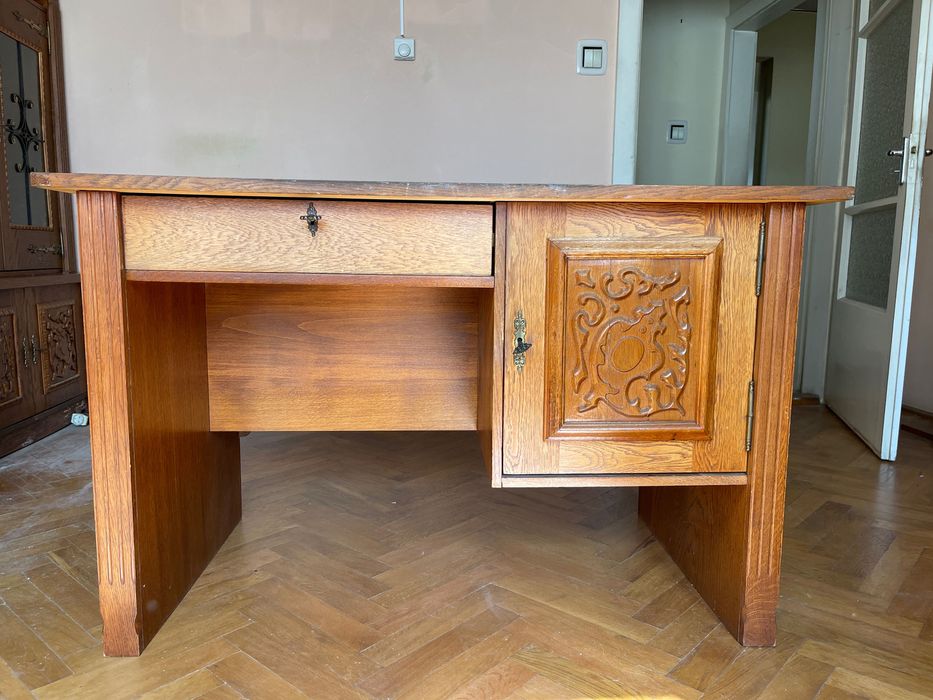 Mobilier din lemn masiv - biblioteci + birou