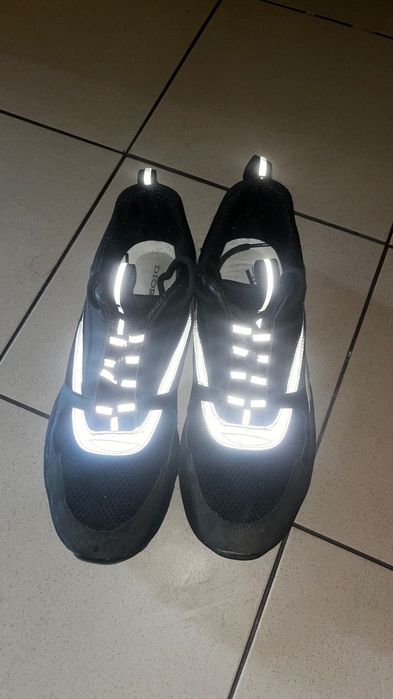 Продавам Dior b22