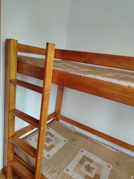 Двух этажная кровать