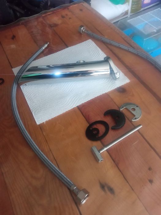 Baterie lavoar cromată