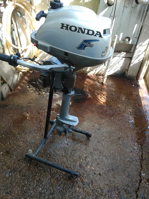 Motor de barca Honda 2 cp