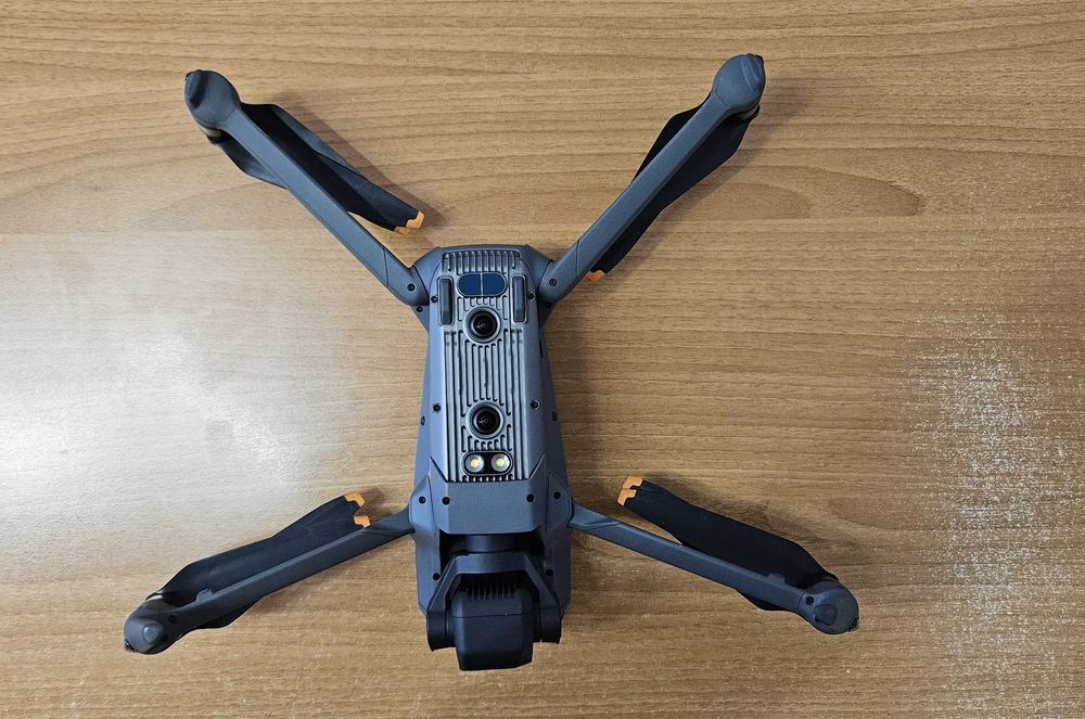 Drona DJI Mavic 3