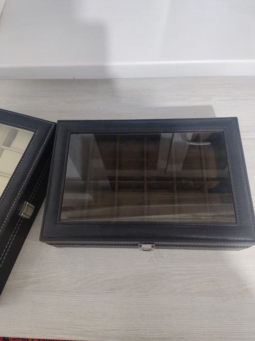 Футляр для ЧАСОВ.   2-шт Новый!