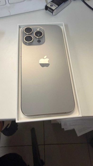 Iphone 15 pro max 256gb impecabil