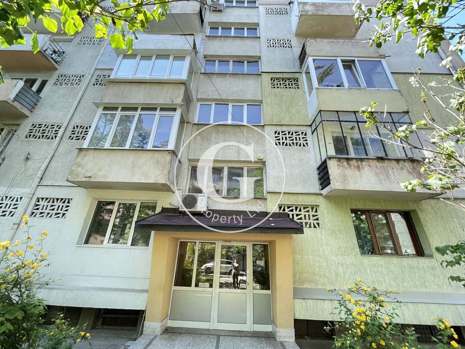 Продава се Тристаен апартамент в Перник, Център - 95 кв.м за 1153 €/кв.м - Снимка #6