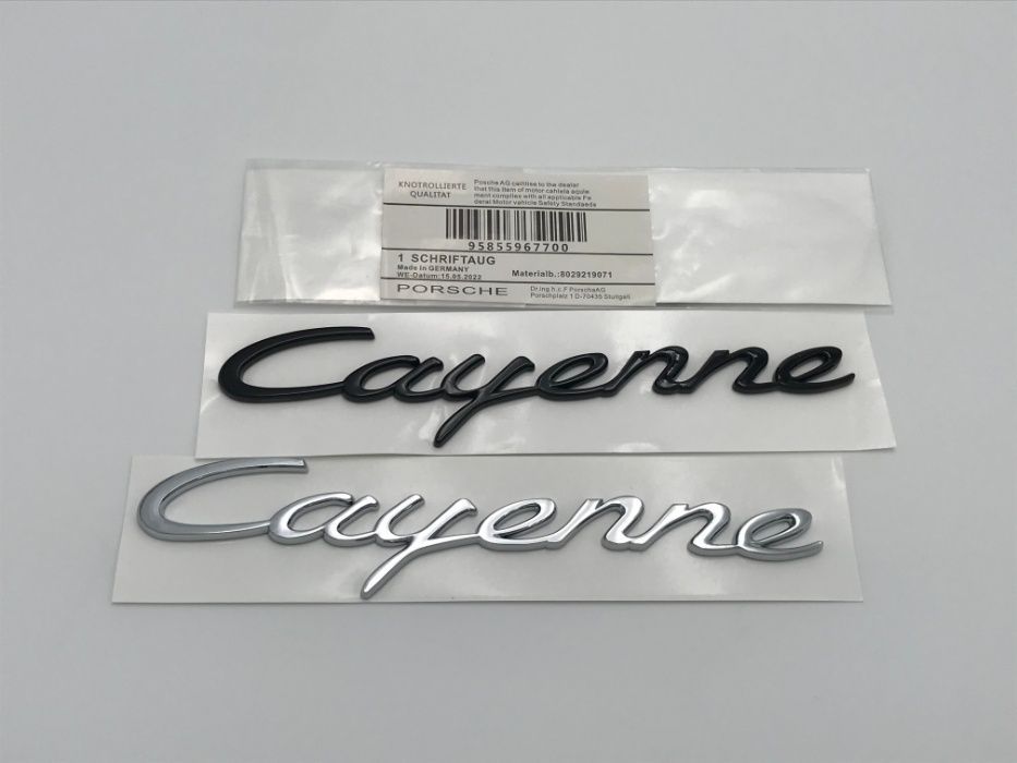 Emblema Porsche CAYENNE negru
