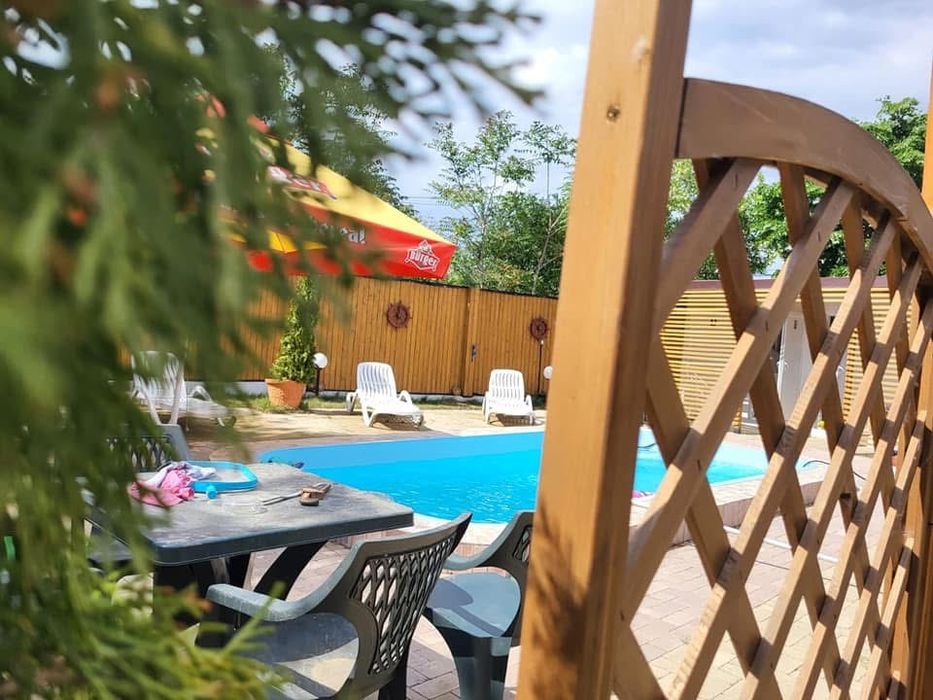 Vand piscina din fibra facuta la comanda 6x3 m