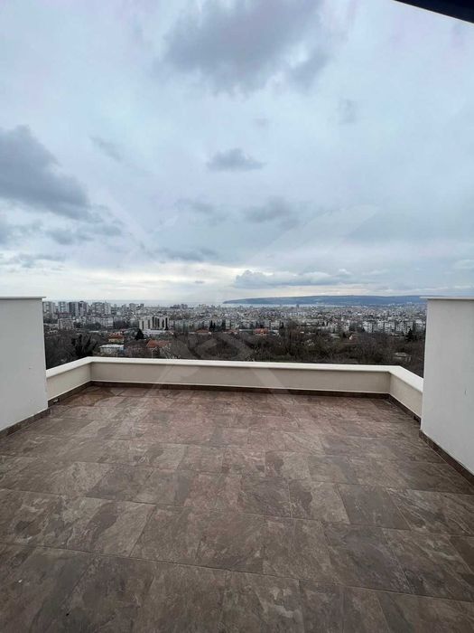 Продава се Къща в Варна, Изгрев - 361 кв.м за 1801 €/кв.м - Снимка #13