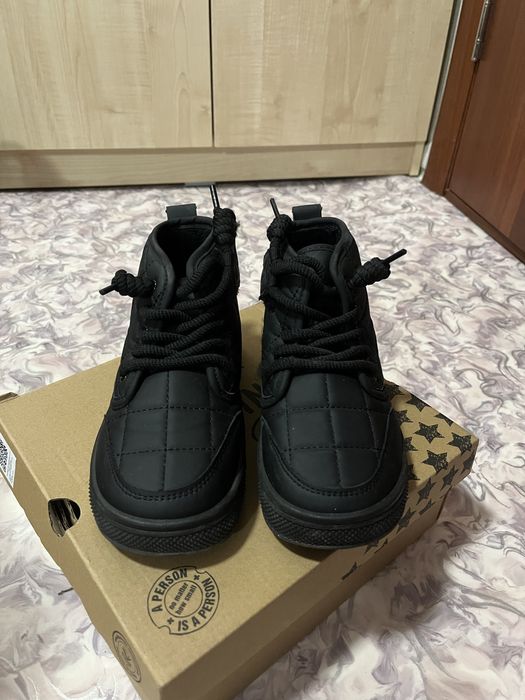 Продам Ботинки осенние