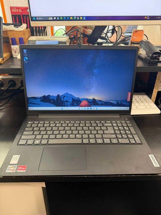 Hope Amanet P5 - Lenovo V15 G4 // 256GB - 8GB Ram