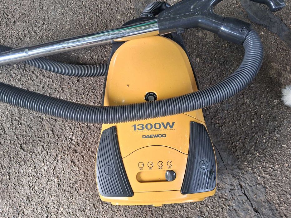 Vand Aspirator Marca Daewoo