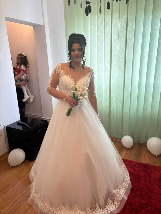 Rochie de mireasa superba!