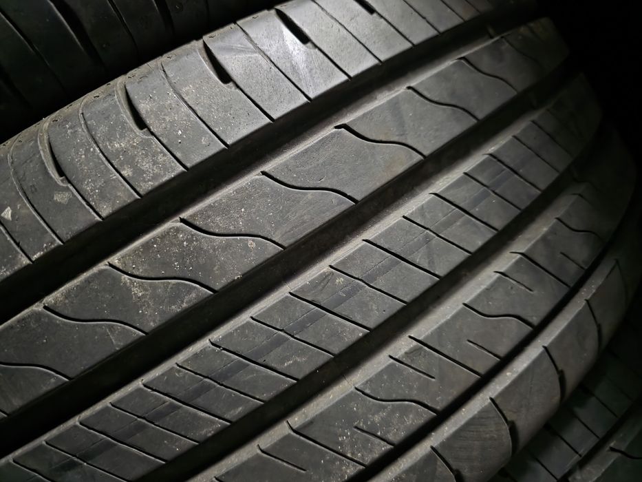 4бр Летни гуми 225 50 17 - Goodyear