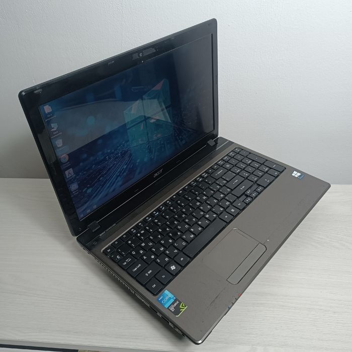 Ноутбук Acer Aspire 5750