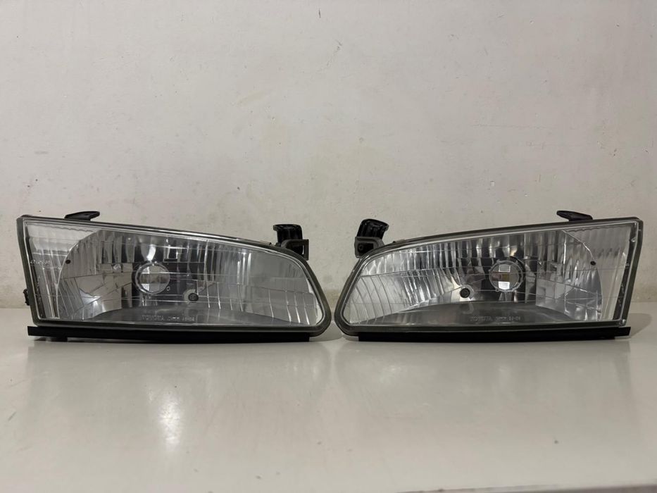Фара Тойота Грация 20