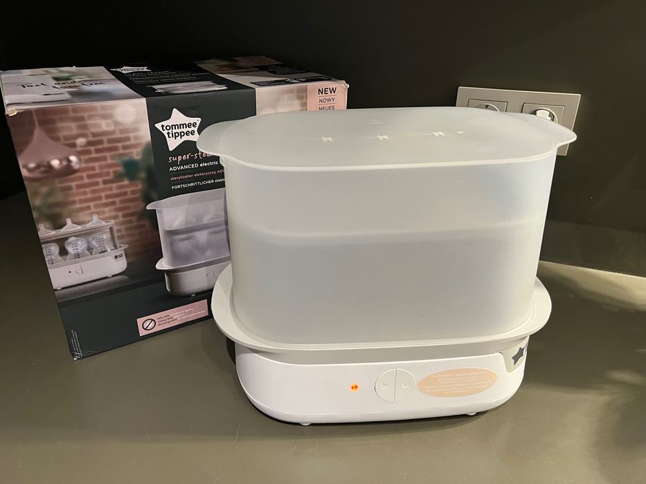 Стерилизатор Tommee Tippee