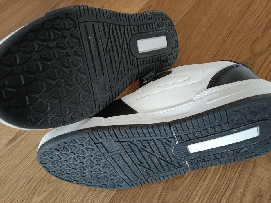 Новые кеды кроссовки