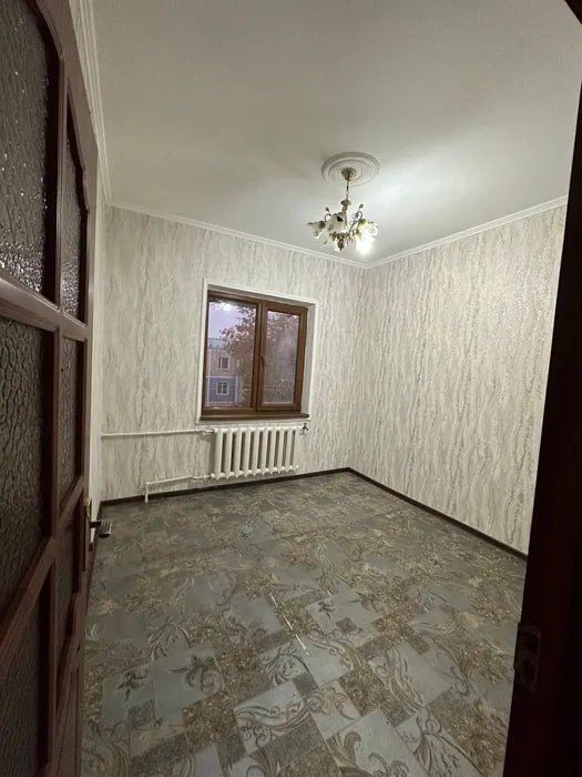 Продаётся 4-х комнатная квартира на Сергели 4
