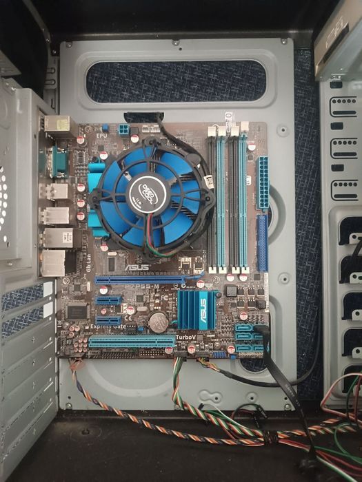 Продаёться, все по отдельности