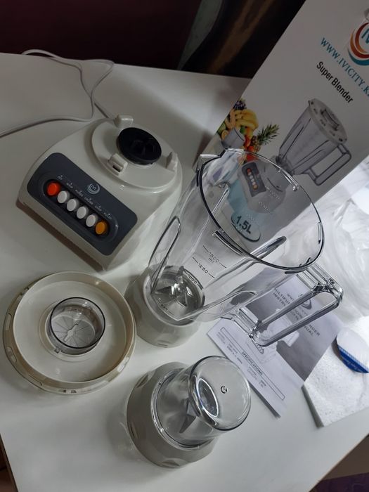 Блендер + кофемолка - 4000 тенге.