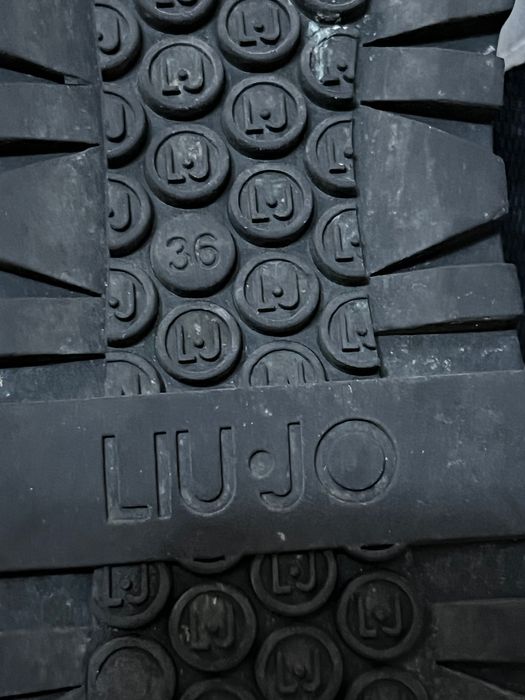 Adidasi Liu Jo 36 negri cu argintiu gri sclipici