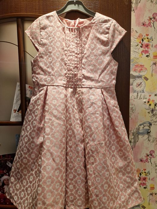 Платье на девочку