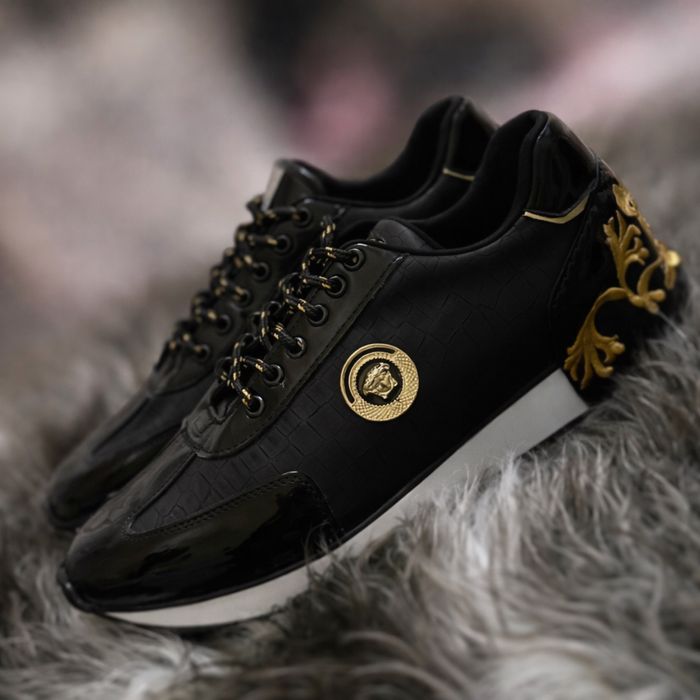 Vand incaltaminte de barbati