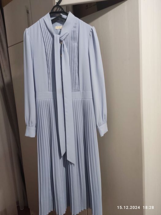 Платье бренда Lichi есть торг