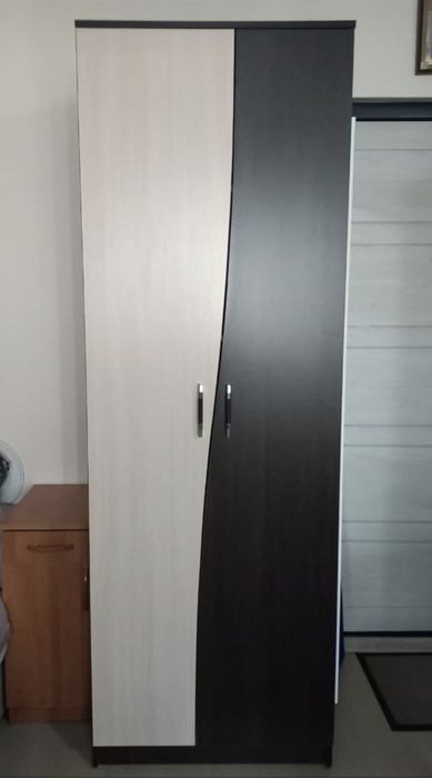 Продам шкаф с полками