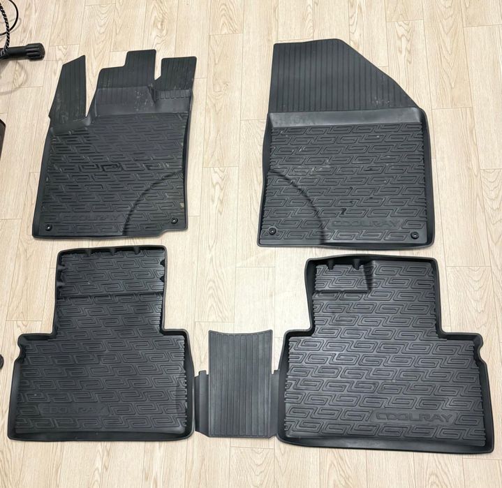 Коврики на Geely в отличном состочнии