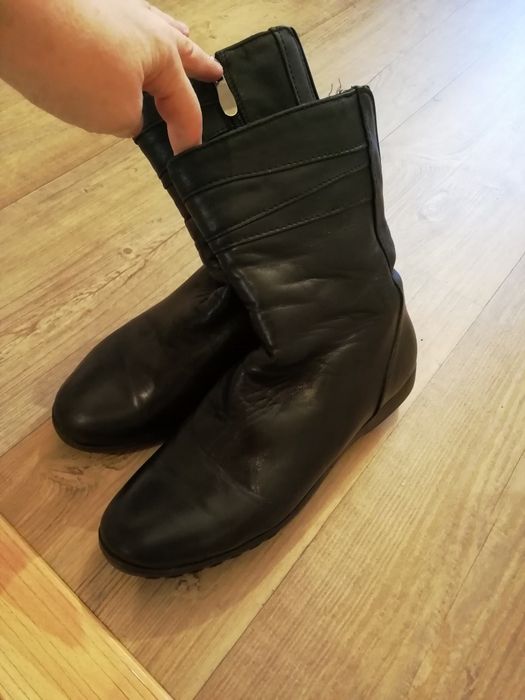 Продам обувь 37/ 38 размер