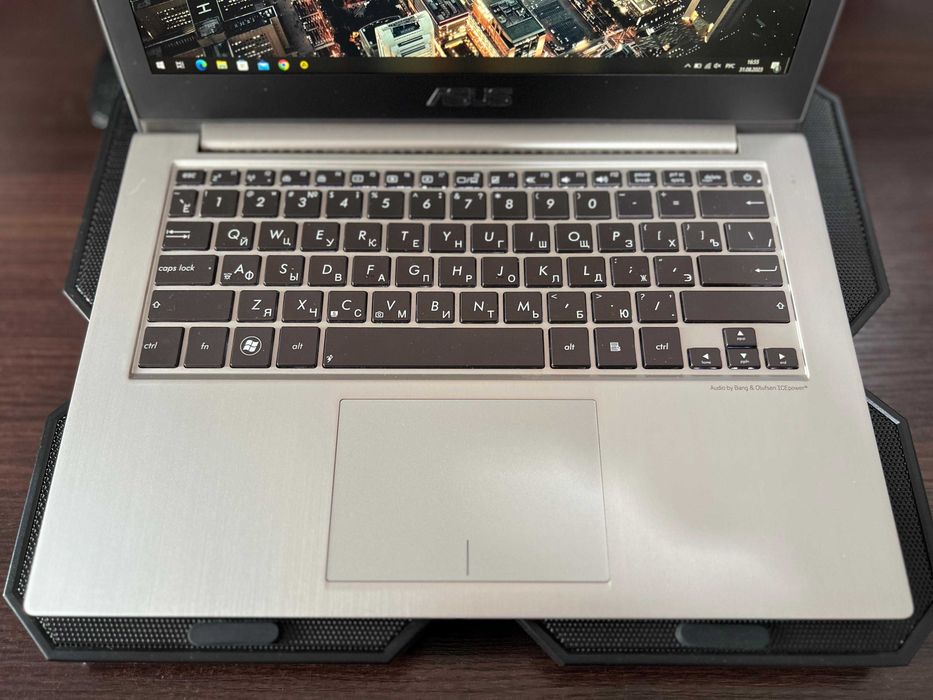 Ноутбук - Ультрабук ASUS