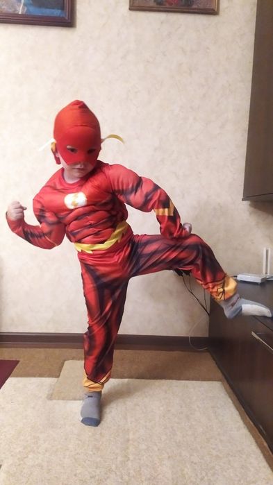 Костюмы супер героев НОВЫЕ. Размер 5 лет