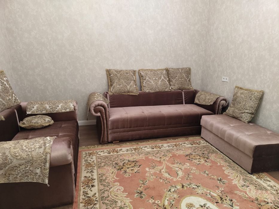 Диван тройка в отличном состояний