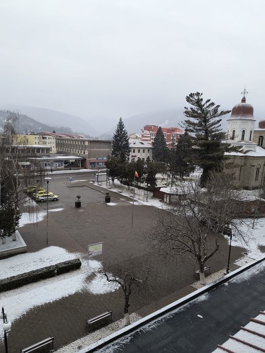 Apartament de vanzare - 3 camere, zona centrala