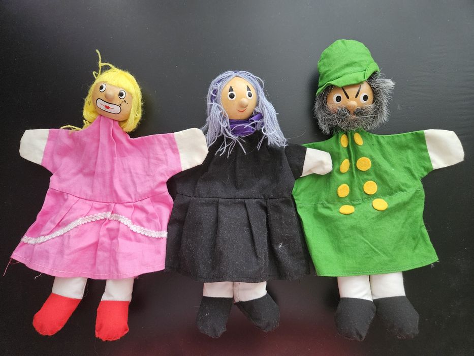 Кукли за театър с дървени глави