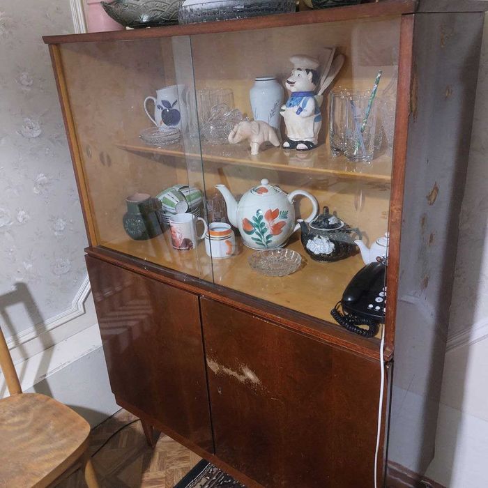 Сервант кухонный