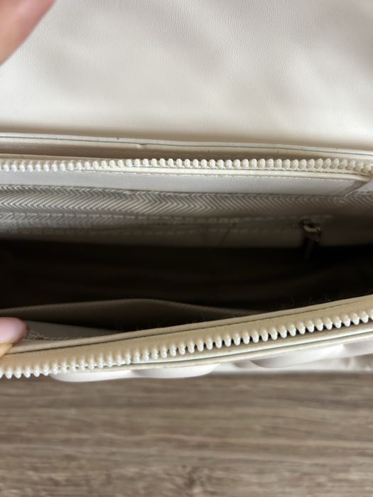 Дамска чанта със сърца