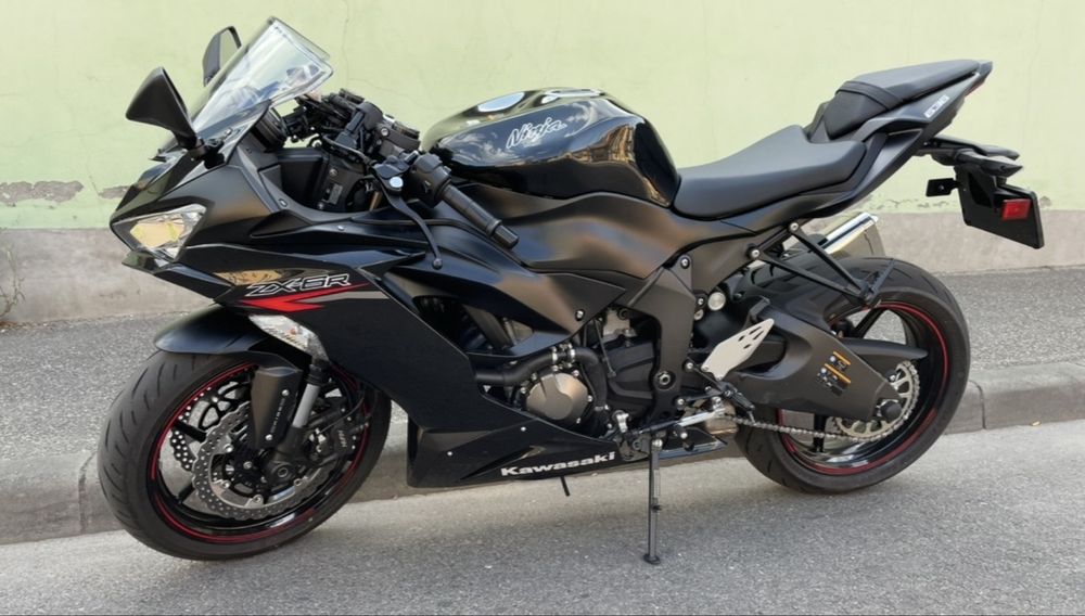 Kawasaki Ninja ZX-6R 636 ABS – 2021 | 4.400 km REALI | Unic proprietar | Impecabilă