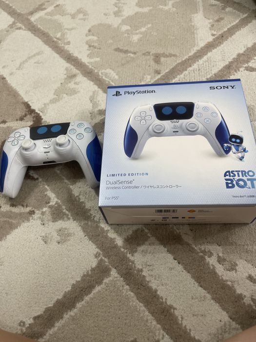 Быу PlayStation Portal и джойстик