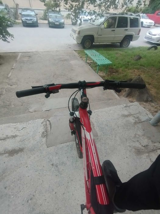 Велосипед гибрид. Горный, скоростной.