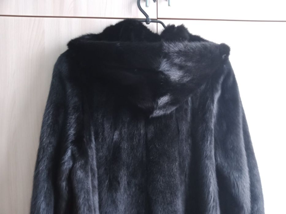 Продам норковую шубу