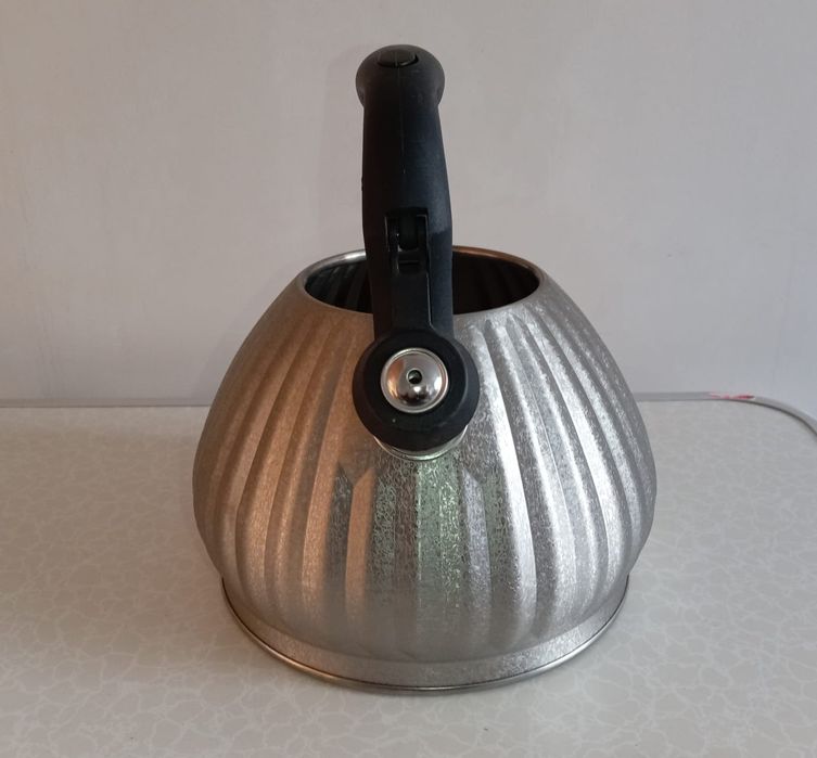 Чайник со свистком