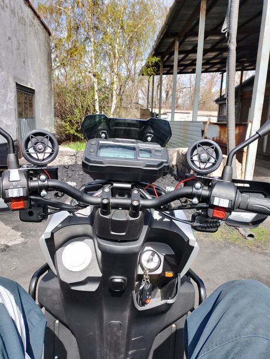 Продам скутер Танк X7