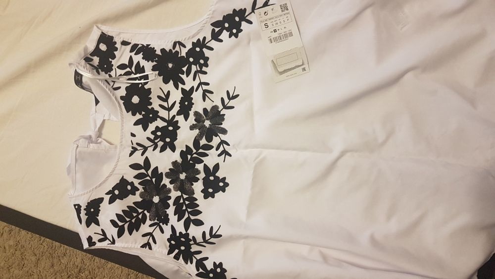 Zara top, nou cu eticheta.