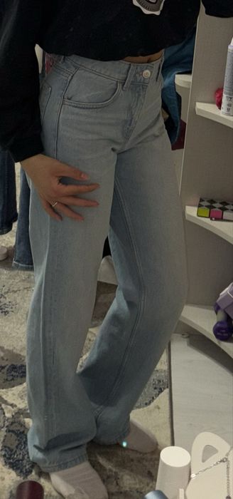 Дънки от Stradivarius/ Bershka